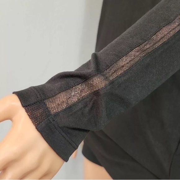 Vince Black Dolman Long Sleeve Rayon Top Minimalist Mesh Detail Boat Neck Size S - Picture 9 of 9